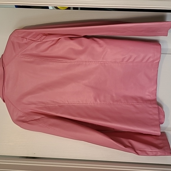 Pink blazer with one button - Picture 6 of 10